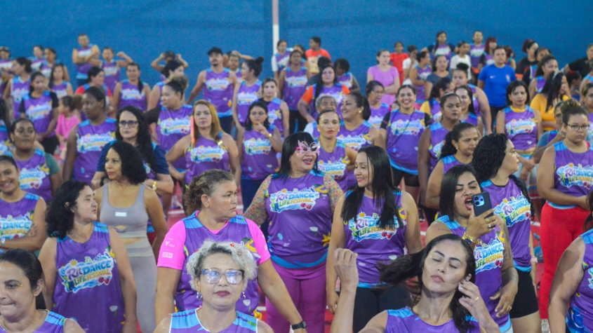 Fit-Dance-Fotos-Deitado-1-.jpg