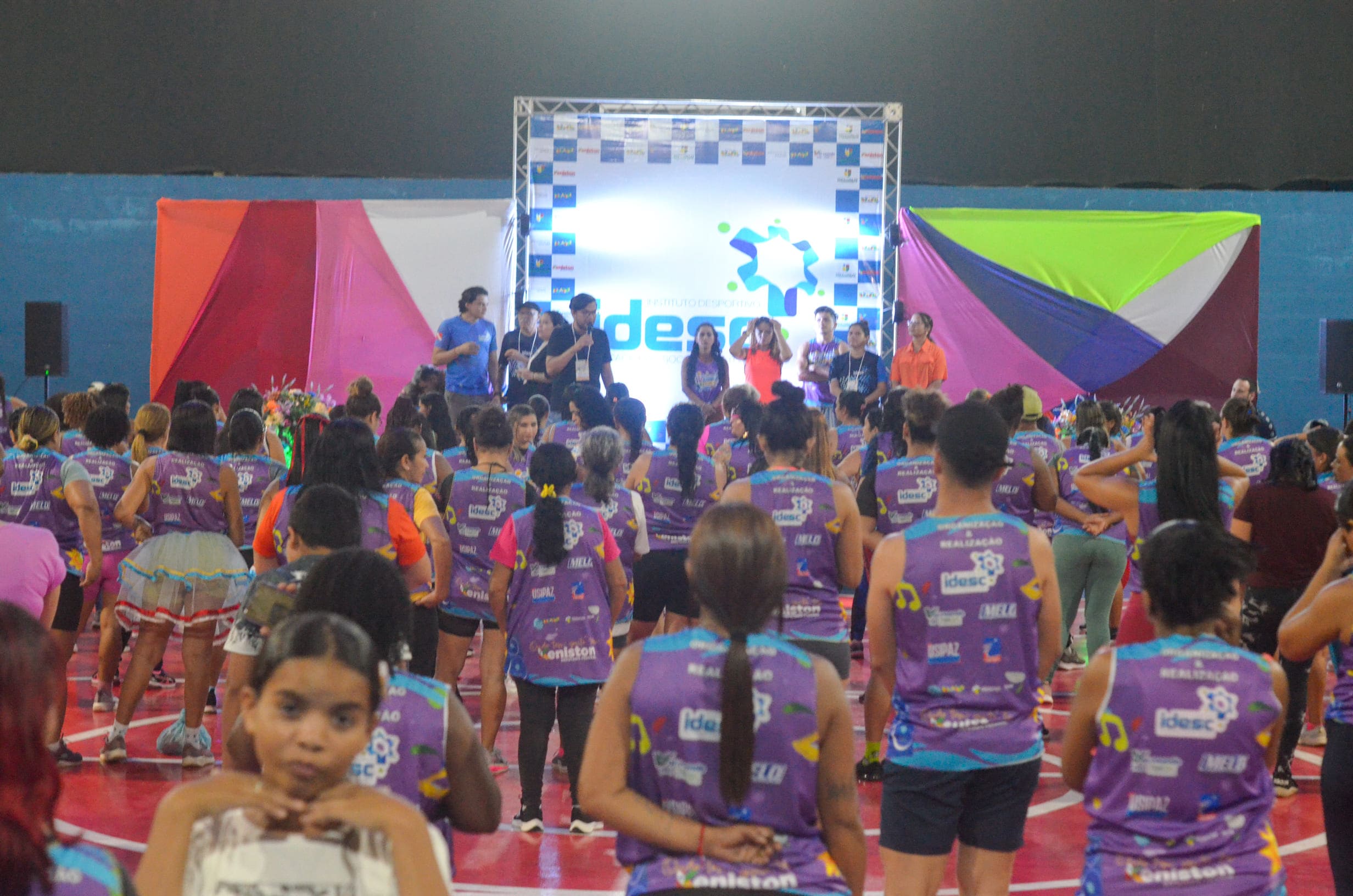 Fit-Dance-Fotos-Deitado-2-.jpg